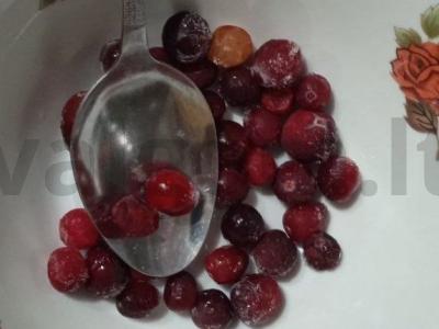 Spanguolių arbata su apelsinu Žingsnis 1