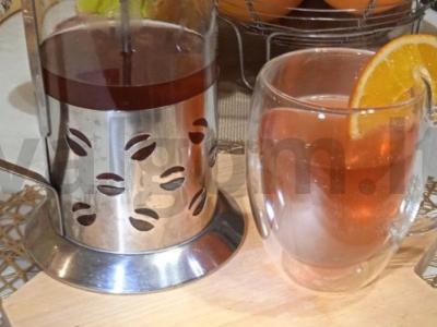 Spanguolių arbata su apelsinu pagrindine nuotrauka