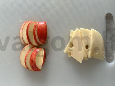 Sumuštiniai su obuoliu ir maasdamo sūriu Žingsnis 1