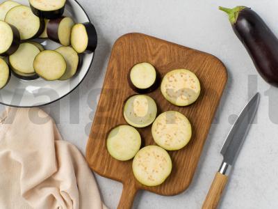 Baklažanai su granatais Žingsnis 1