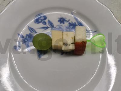 Kanapės su mėlynuoju sūriu Žingsnis 3