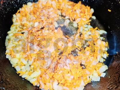 Ryžiai su troškiniu ir barbaru pietums Žingsnis 1