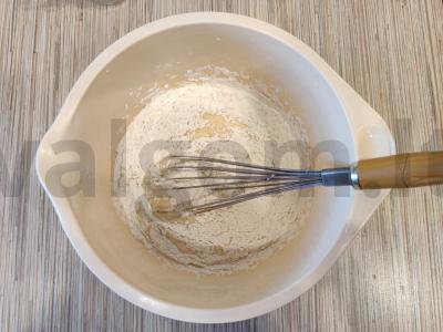 Obuolių blynai su pienu ir kefyru Žingsnis 7