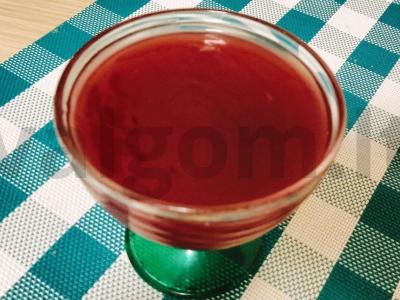 Skanus kisielius iš šaldytų vyšnių ir trešnių pagrindine nuotrauka