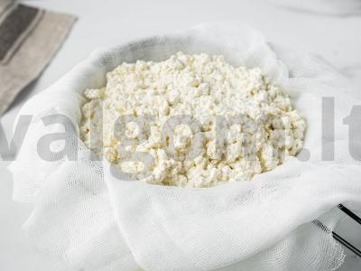 Namų sūris iš varškės ir pieno Žingsnis 2