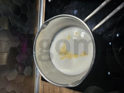 Kukurūzų košė su pienu ir aviečių uogiene Žingsnis 2