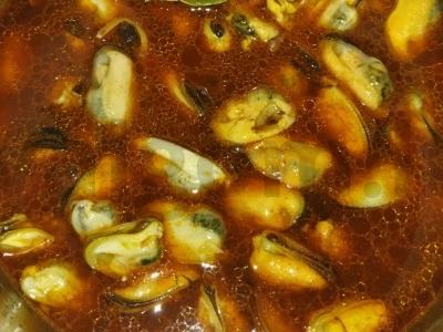 Midijos marinate namuose pagrindine nuotrauka