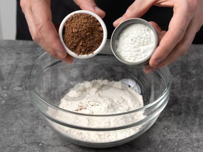 Šokoladiniai blynai su citrininio kremo ir aviečių milteliais Žingsnis 2