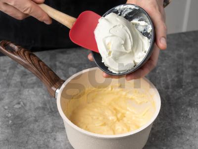 Šokoladiniai blynai su citrininio kremo ir aviečių milteliais Žingsnis 10