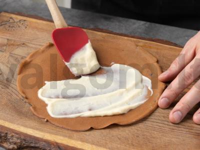 Šokoladiniai blynai su citrininio kremo ir aviečių milteliais Žingsnis 11