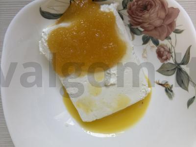 Klasikiniai varškėčiai su medumi Žingsnis 1