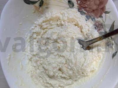 Klasikiniai varškėčiai su medumi Žingsnis 2