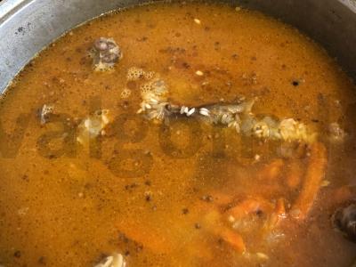 Kiaulienos plovas su antis, daržovėmis ir prieskoniais Žingsnis 8