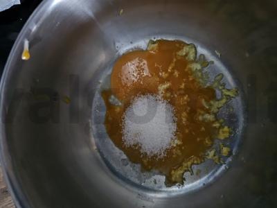 Bananų tartas su citrinos kurdu ir merenga Žingsnis 4