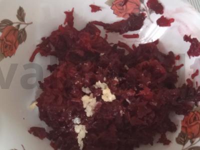 Burokėliai majoneze su česnaku Žingsnis 3