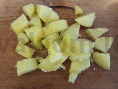 Salotos su miško grybais, bulvėmis ir sojų padažu Žingsnis 3