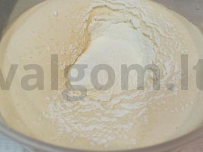 Obuolių šarlotė prie arbatos Žingsnis 2