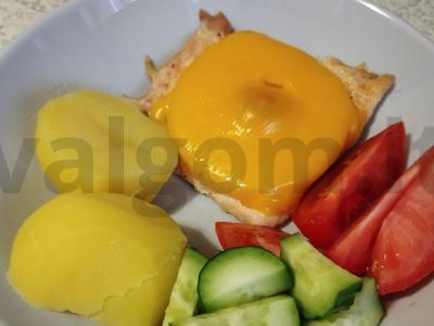 Vištienos filė po ananasu pagrindine nuotrauka