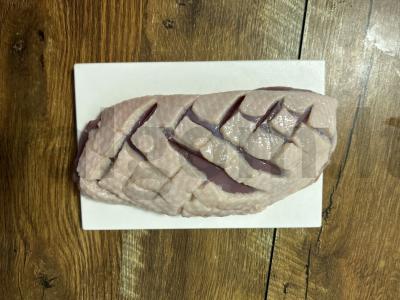 Šiltas salotas su antis krūtinėlė, apelsinais ir spanguolių padažu Žingsnis 2