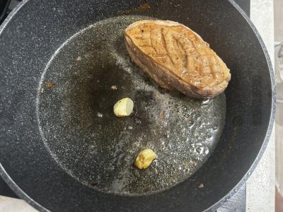 Šiltas salotas su antis krūtinėlė, apelsinais ir spanguolių padažu Žingsnis 6