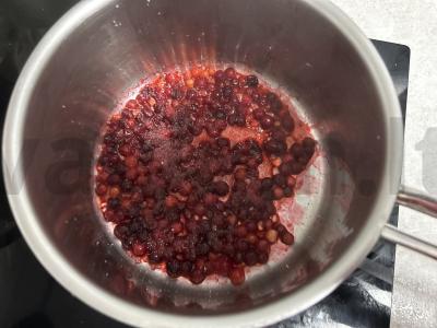 Šiltas salotas su antis krūtinėlė, apelsinais ir spanguolių padažu Žingsnis 13