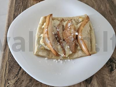 Sluoksniuota tešla su kriaušėmis ir varške Žingsnis 4