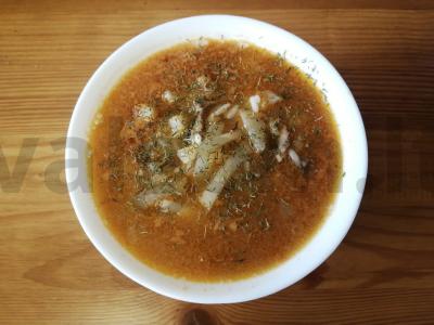 Sriuba su silkėmis pomidorų padaže pagrindine nuotrauka