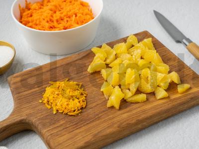 Sluoksniuotas pyragas su moliūgu ir apelsinu Žingsnis 1