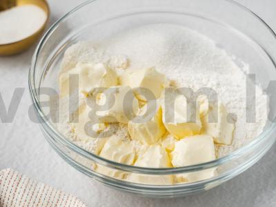 Sluoksniuotas pyragas su moliūgu ir apelsinu Žingsnis 3