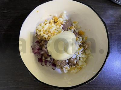 Sumuštiniai su tunu ir marinuotais agurkais Žingsnis 4