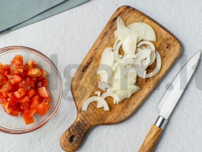 Vegetariška solyanka su raugintomis kopūstais Žingsnis 2