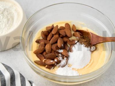 Riešutų sausainiai kantučini Žingsnis 3