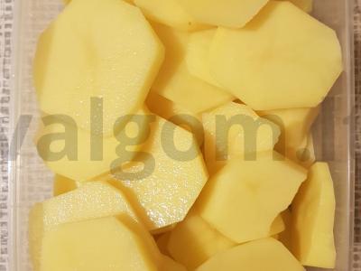 Vištienos krūtinėlės apkepas su grybais ir bulvėmis po sūrio plutele Žingsnis 9