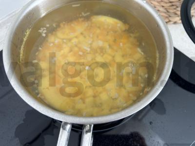 Vaikams skirtas upėtakio žuvies sriuba Žingsnis 3