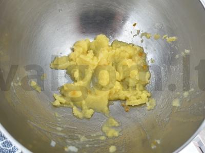 Vaikams skirtas upėtakio žuvies sriuba Žingsnis 6