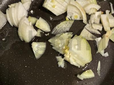 Ryžiai su mėsa padaže Žingsnis 1