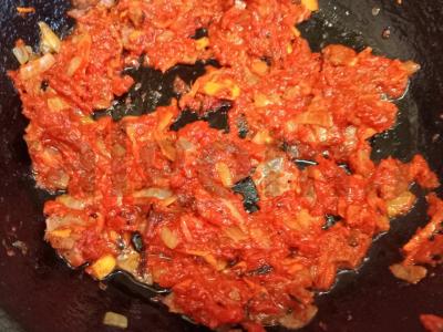 Sultinys su kiaulienos šonkauliais ir ryžiais Žingsnis 9