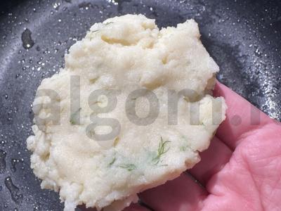 Bulvių blynai su krapais ir grietine Žingsnis 3