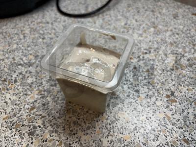 Dviejų sluoksnių šokoladinis pudingas pagrindine nuotrauka