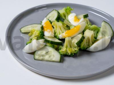 Brokoliai su sūriu ir graikiniais riešutais Žingsnis 3