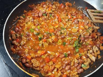 Jautiena su pupelėmis ir daržovėmis meksikietiškai Žingsnis 7