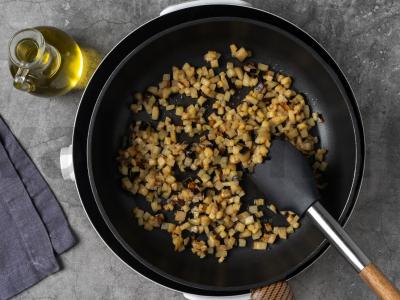 Tartaletės su baklažanais ir riešutais Žingsnis 1