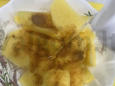 Kepta bulvė su paprika ir česnaku aliejumi Žingsnis 3