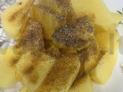 Kepta bulvė su paprika ir česnaku aliejumi Žingsnis 4