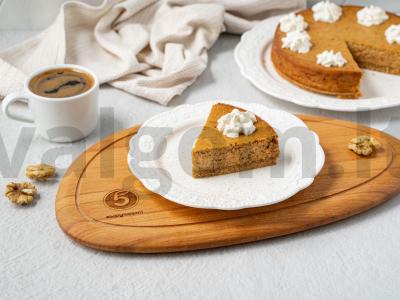 Riešutų sūrio pyragas pagrindine nuotrauka