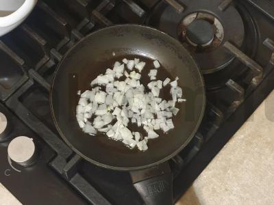 Bulvių košė su svogūnais ir parmezanu Žingsnis 4