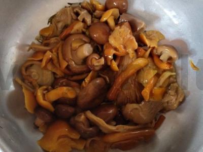 Užkandžių salotas „Kaip pas močiutę“ Žingsnis 2