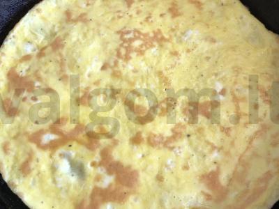 Kiaušinių ritinėliai su sūriu Žingsnis 7