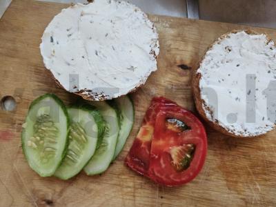 Grūdų burgeris su džiovintais pomidorais Žingsnis 4