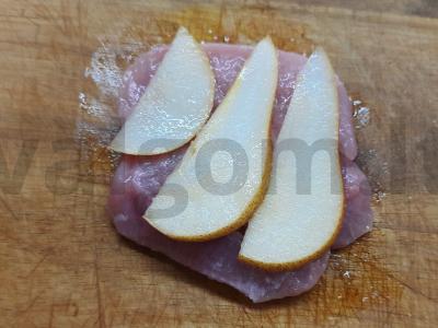 Vištienos krūtinėlė su kriauše Žingsnis 2